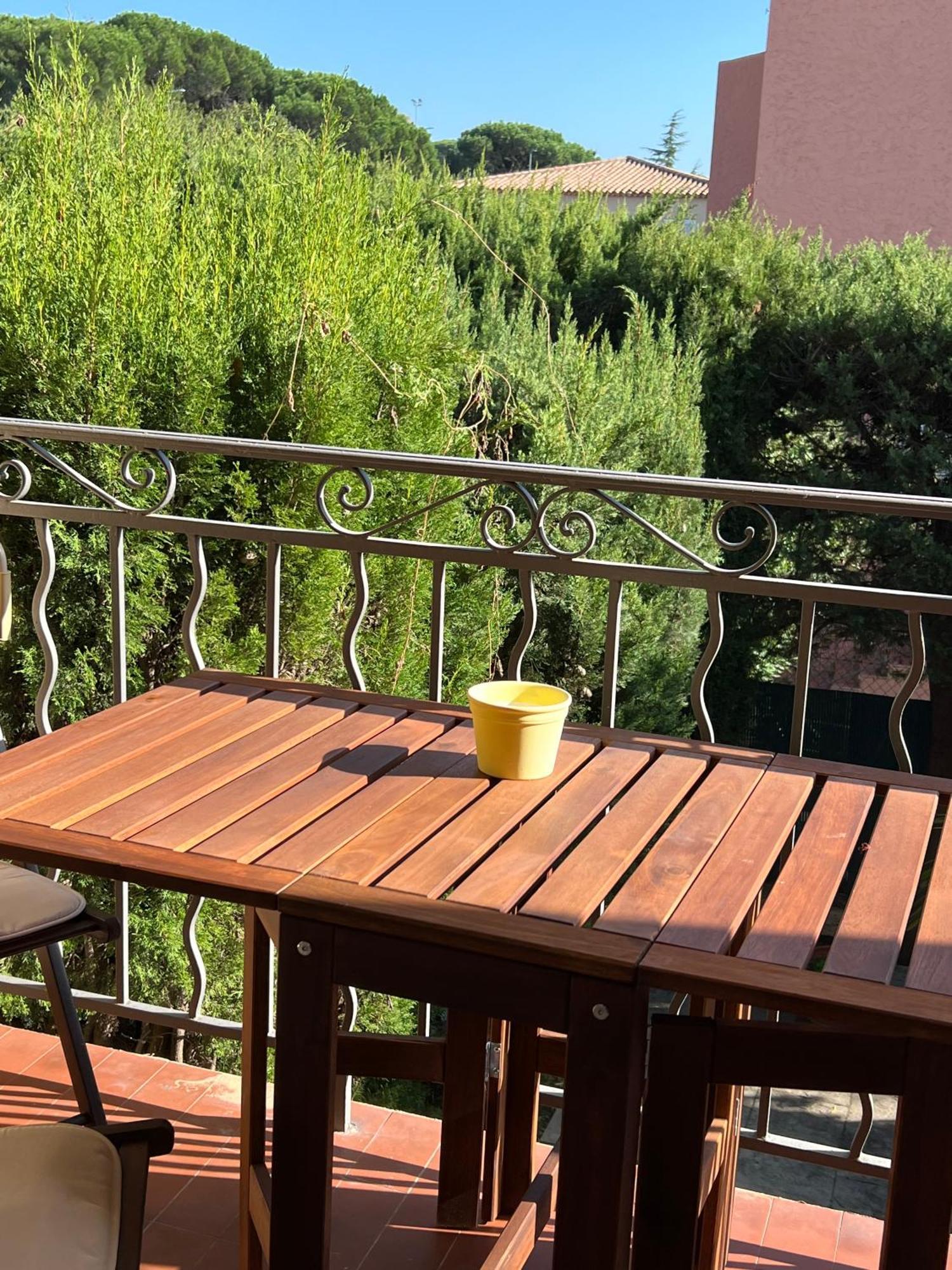 Superbe Appartement Terrasse Et Parking Prive Saint-Tropez Exterior photo